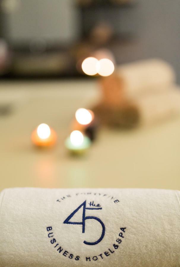מניסה The Fortyfive Business Hotel & Spa מראה חיצוני תמונה