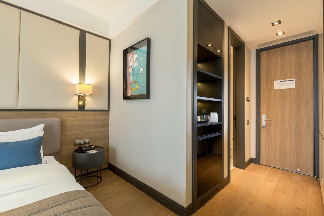 מניסה The Fortyfive Business Hotel & Spa מראה חיצוני תמונה